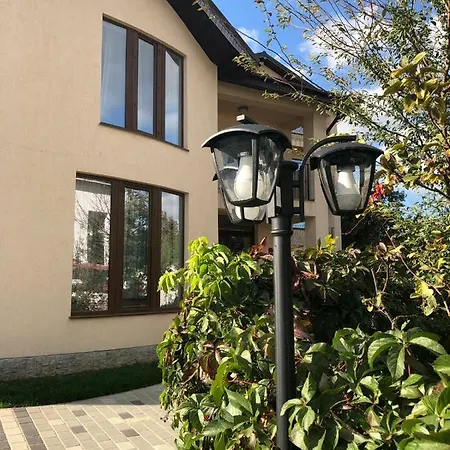 Eden Blue * コスティネシュティ