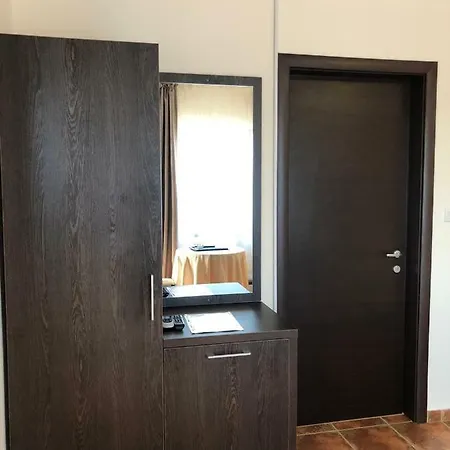 Eden Blue Costineşti